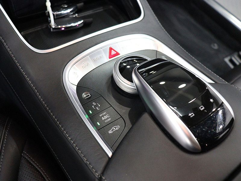 2015 Mercedes-Benz S-Class S500L photo 9