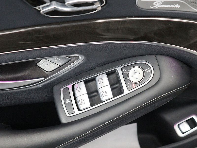 2015 Mercedes-Benz S-Class S500L photo 11
