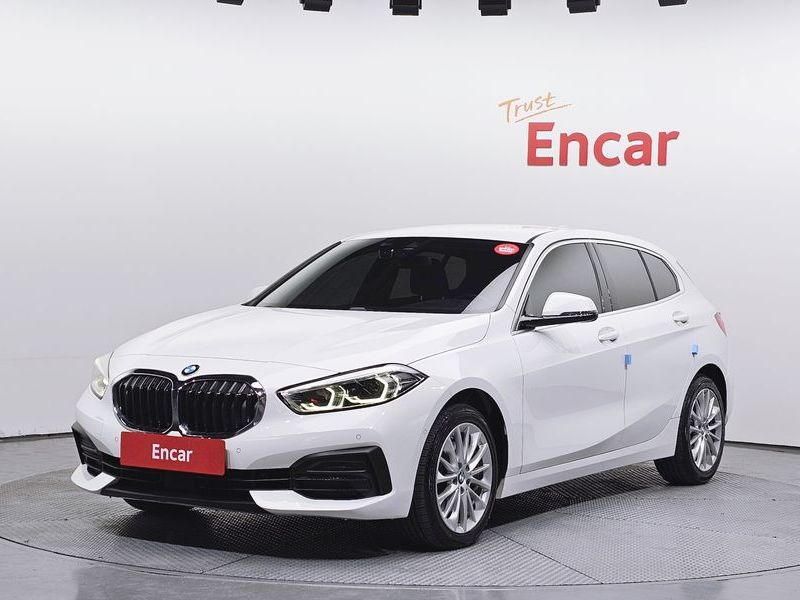 2021 BMW 1 Series 118d Joy photo 1