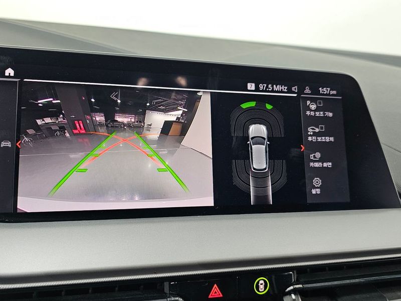 2021 BMW 1 Series 118d Joy photo 14