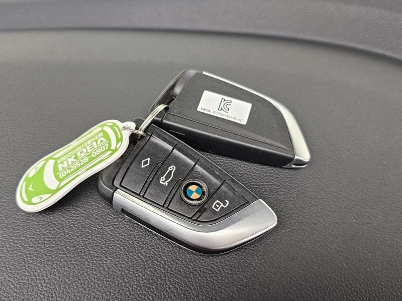 2021 BMW 1 Series 118d Joy photo 28