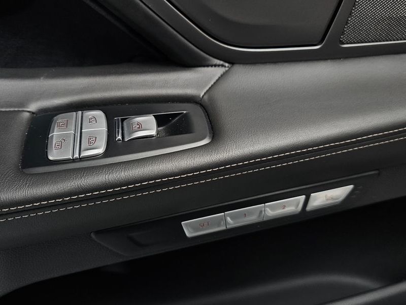 2017 BMW 7 Series 740Li xDrive M Sport Package photo 27