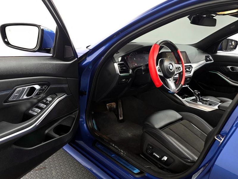 2022 BMW 3 Series 320i M Sport photo 10