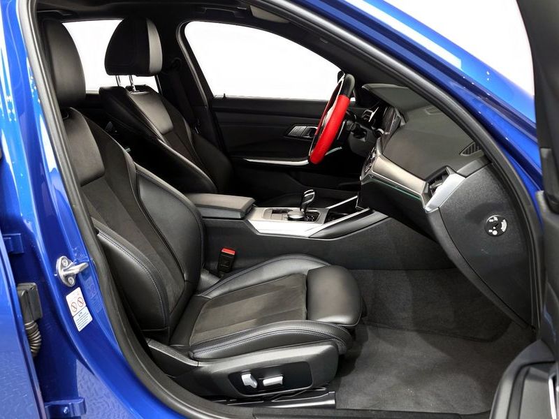 2022 BMW 3 Series 320i M Sport photo 26