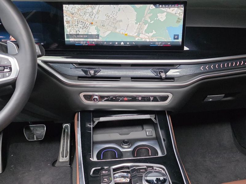 2025 BMW X5 xDrive 40i M Sport photo 15