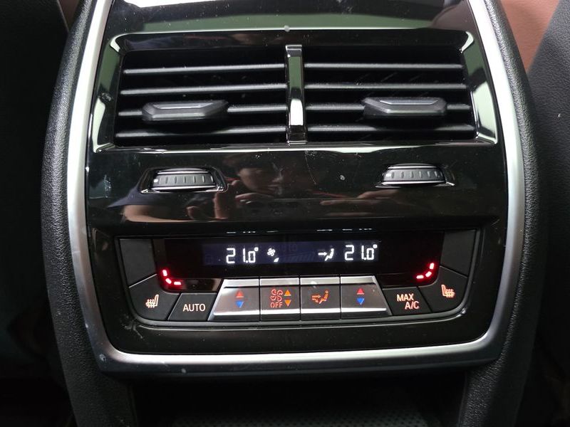 2025 BMW X5 xDrive 40i M Sport photo 18