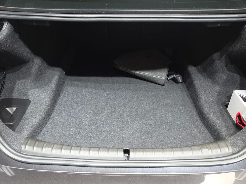2018 BMW 5 Series 530i M Sport Package Plus photo 18