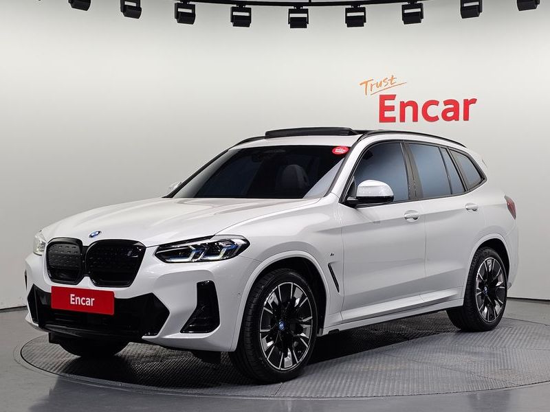 2025 BMW X3 M Sports photo 1