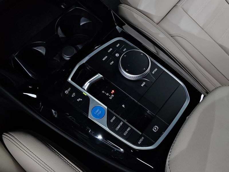 2025 BMW X3 M Sports photo 9