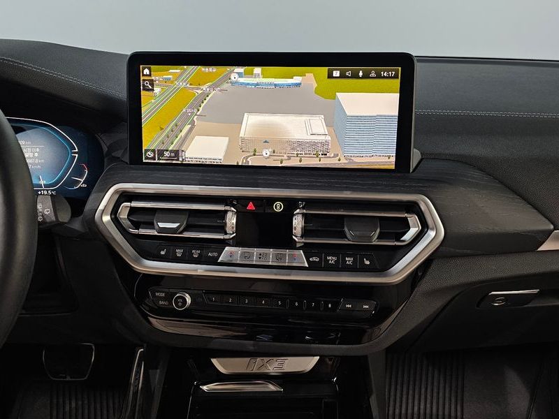 2025 BMW X3 M Sports photo 17
