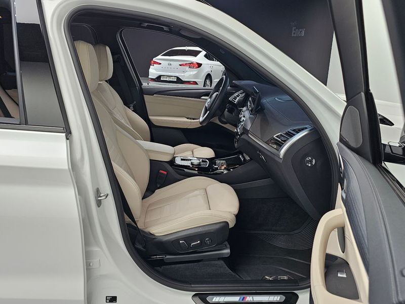 2025 BMW X3 M Sports photo 26