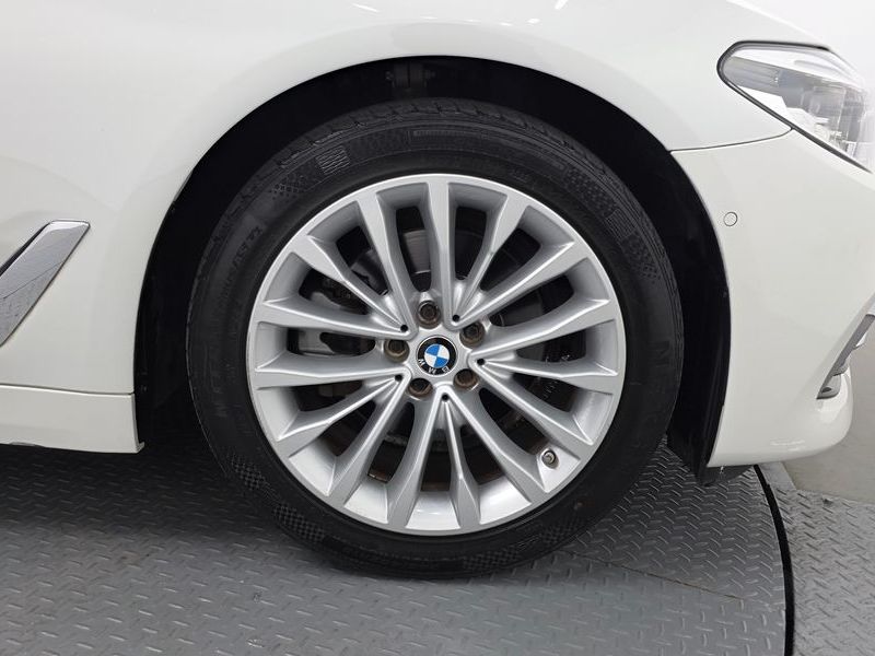 2018 BMW 5 Series 520d Luxury Plus photo 21