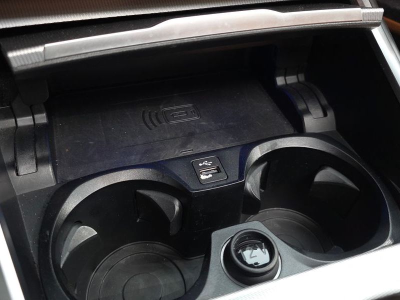 2022 BMW 3 Series 320i M Sport photo 26