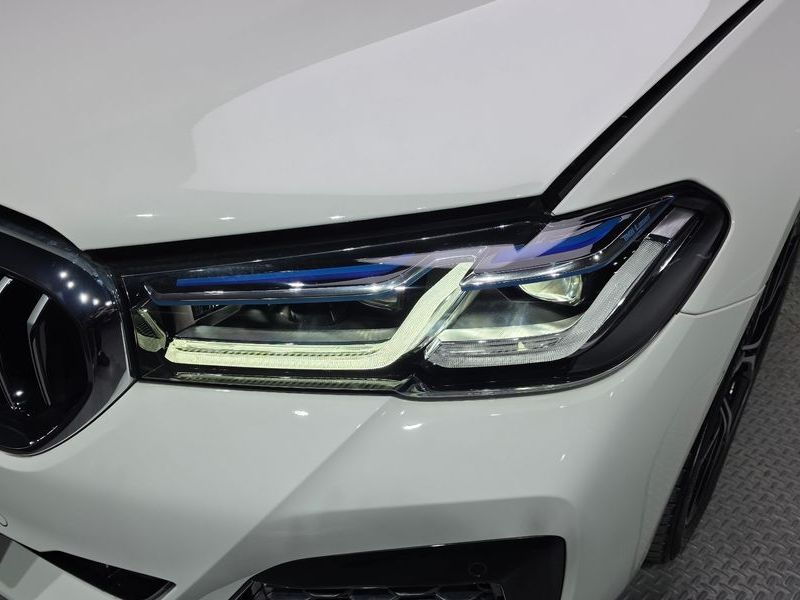 2023 BMW 5 Series 530e M Sport photo 22