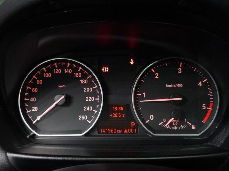 2012 BMW 1 Series 120d Coupe Sport photo 8