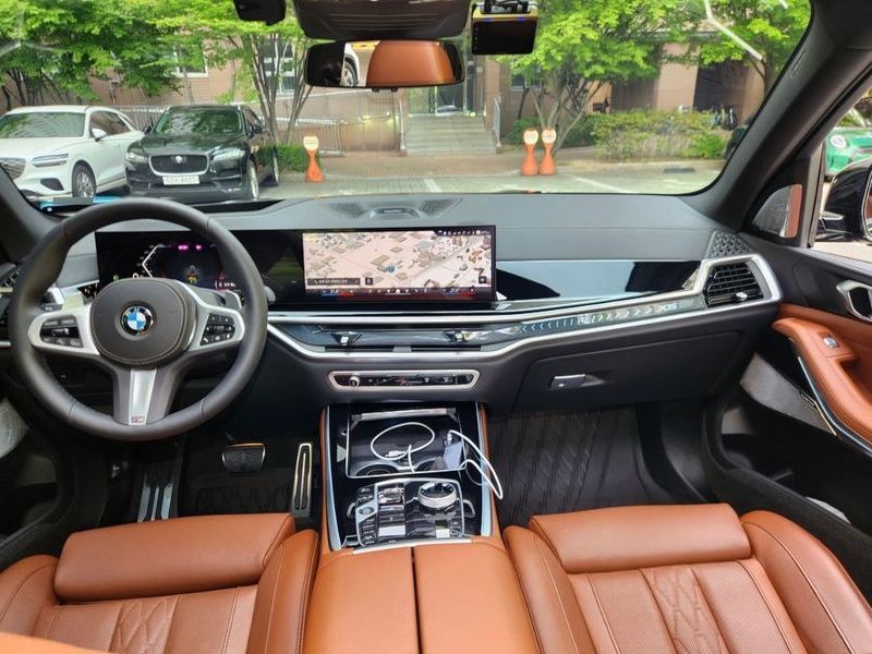 2026 BMW X5 xDrive 40i M Sport Pro Special Edition photo 9