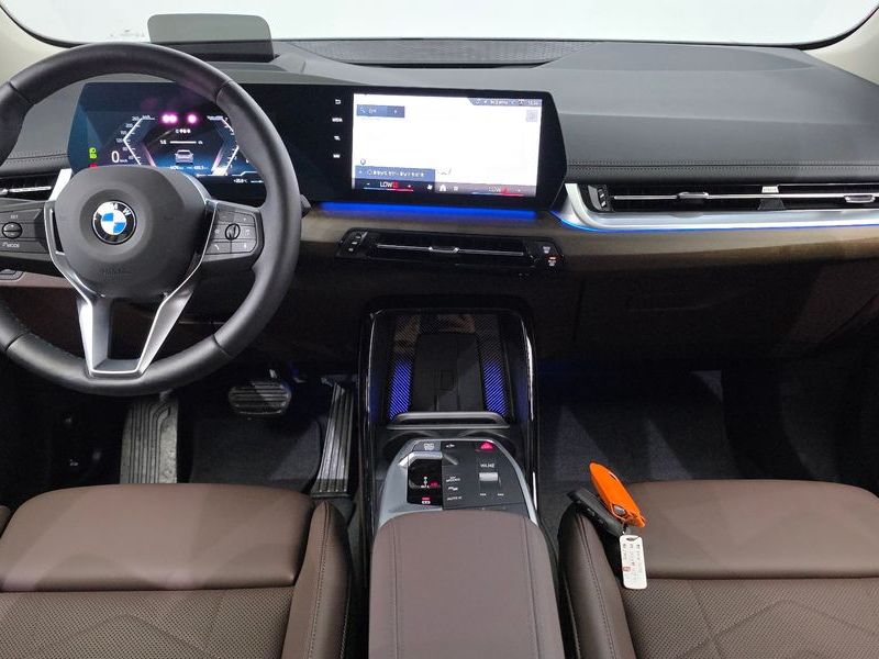 2025 BMW 2 Series 220i Luxury photo 27