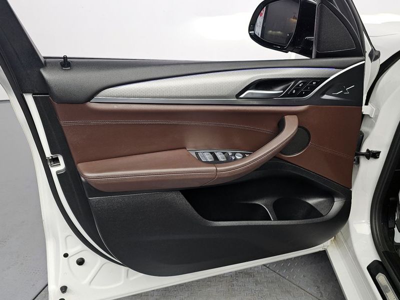 2021 BMW X3 xDrive 20i M sports Online Exclusive Edition photo 24
