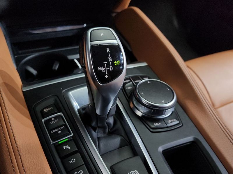 2018 BMW X6 xDrive 30d photo 9