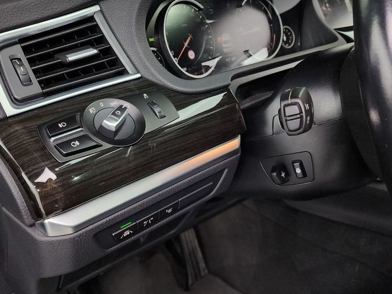 2016 BMW 5 Series GT ED Edition photo 13