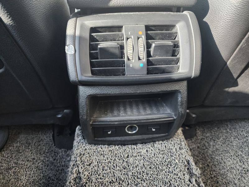 2013 BMW X3 xDrive 20d High photo 9