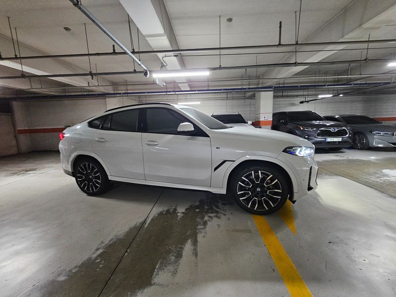 2026 BMW X6 xDrive30d M Sport photo 17