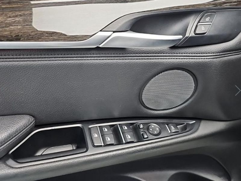 2016 BMW X6 xDrive 30d photo 17