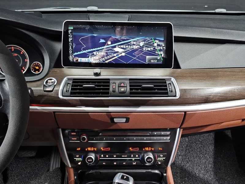 2013 BMW 5 Series GT ED Edition photo 15