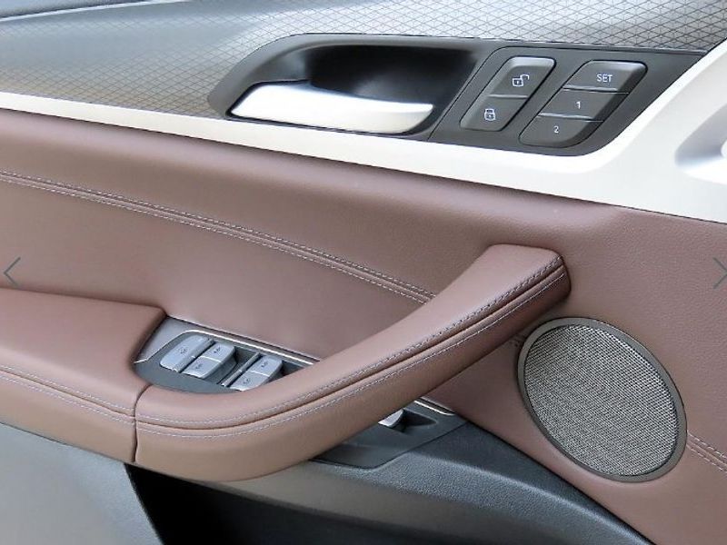 2024 BMW X3 xDrive 20i M Sports Pro photo 12