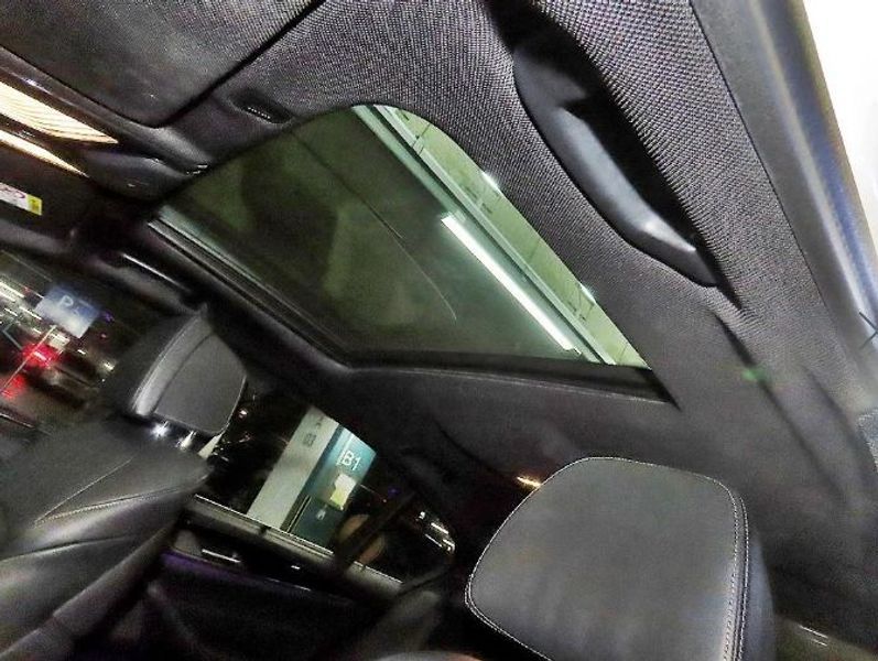 2020 BMW 5 Series 520d M Sport Package Plus photo 17