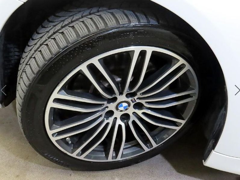 2020 BMW 5 Series 520d M Sport Package Plus photo 20