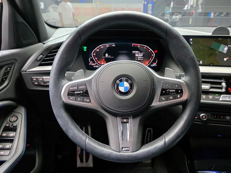 2023 BMW 1 Series 120i M Sports photo 13