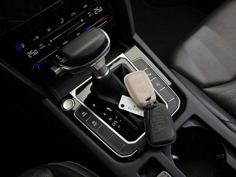 2023 Volkswagen Arteon 2.0 TDI Prestige photo 9