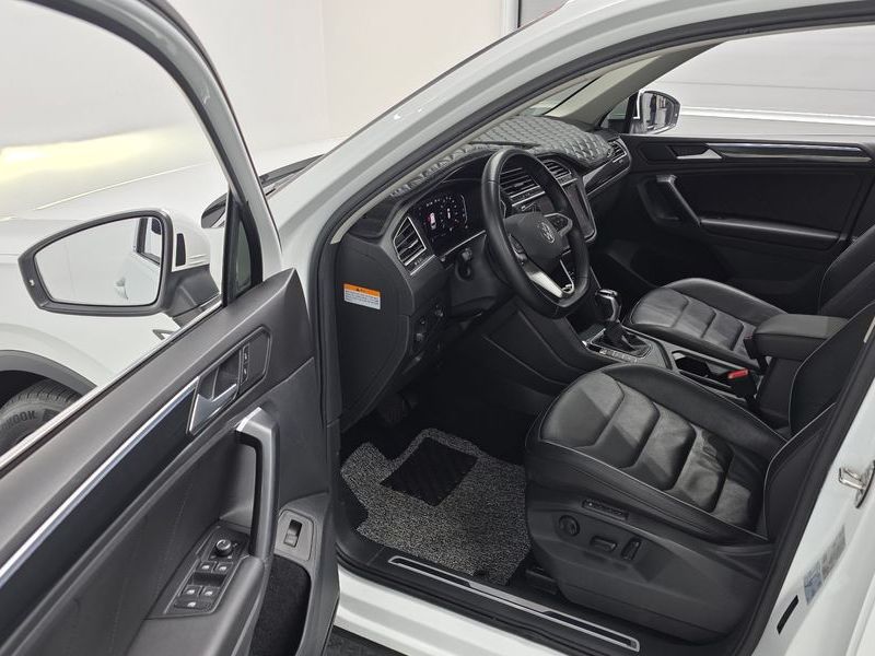2021 Volkswagen Tiguan 2.0 TDI Prestige photo 11
