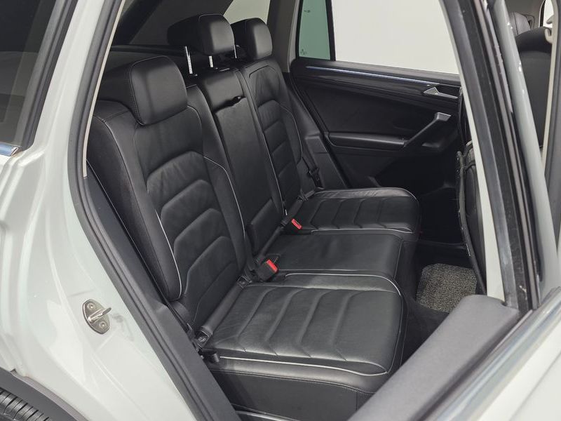 2021 Volkswagen Tiguan 2.0 TDI Prestige photo 12