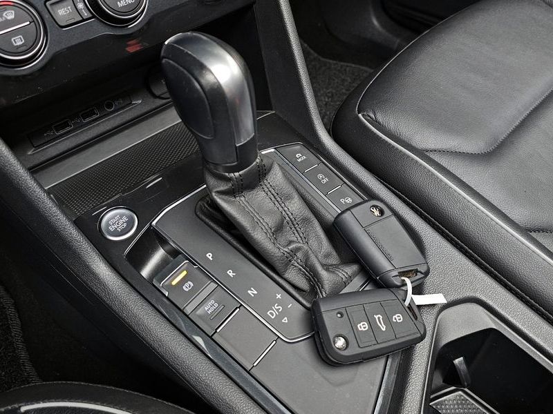 2020 Volkswagen Tiguan 2.0 TDI Prestige photo 9