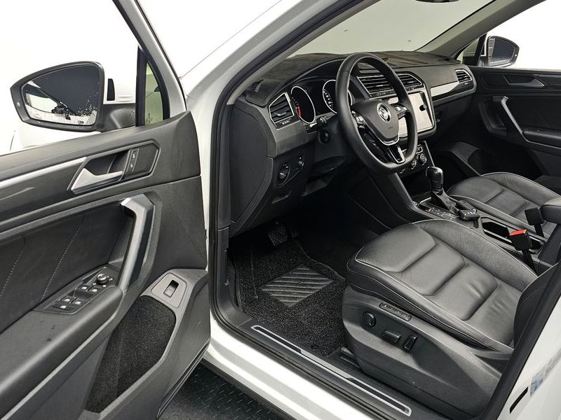 2020 Volkswagen Tiguan 2.0 TDI Prestige photo 10