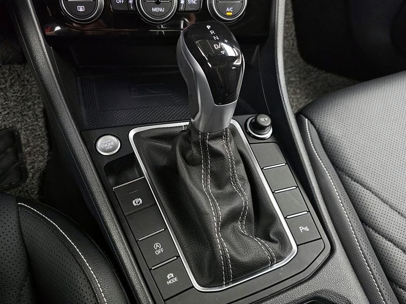 2023 Volkswagen Jetta 1.5 TSI Prestige photo 9