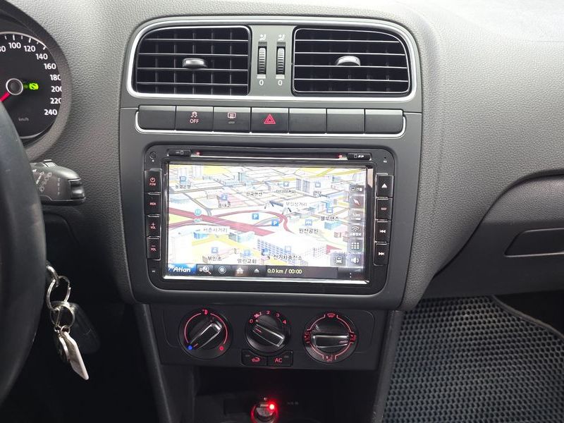 2014 Volkswagen Polo 1.6 TDI R-Line 5th photo 14