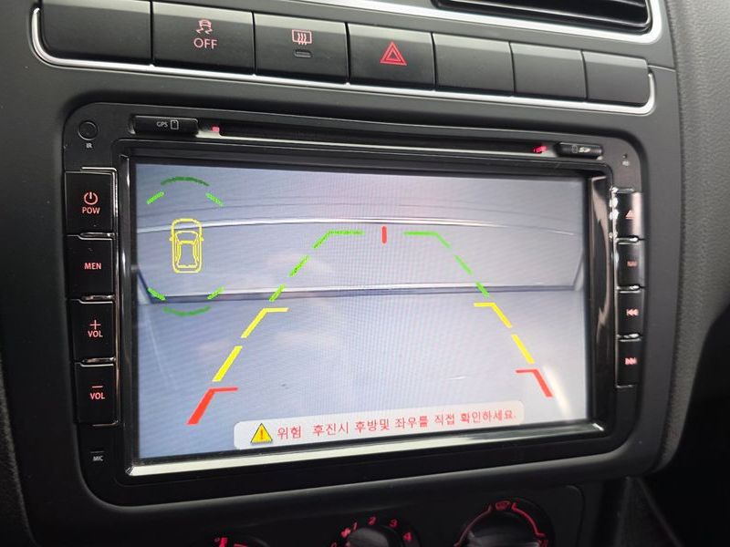 2014 Volkswagen Polo 1.6 TDI R-Line 5th photo 16