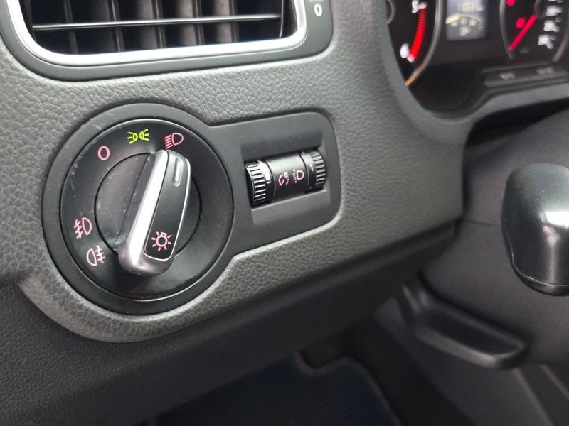2014 Volkswagen Polo 1.6 TDI R-Line 5th photo 19