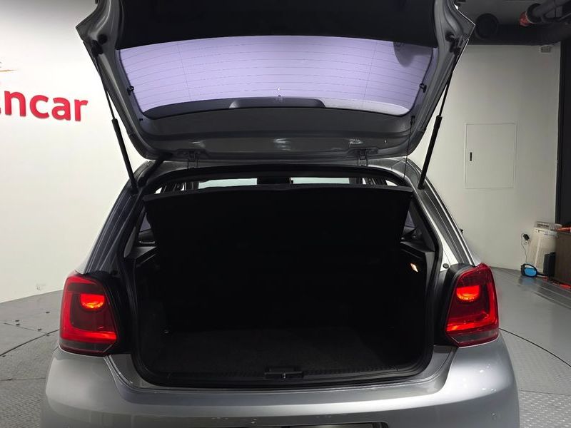 2014 Volkswagen Polo 1.6 TDI R-Line 5th photo 20