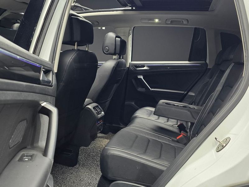 2022 Volkswagen Tiguan 2.0 TDI 4Motion Prestige photo 12