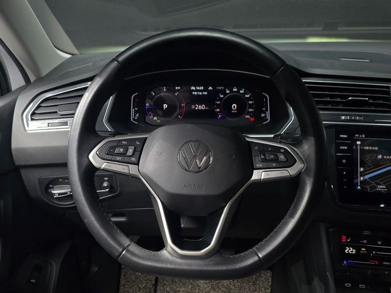 2022 Volkswagen Tiguan 2.0 TDI 4Motion Prestige photo 13