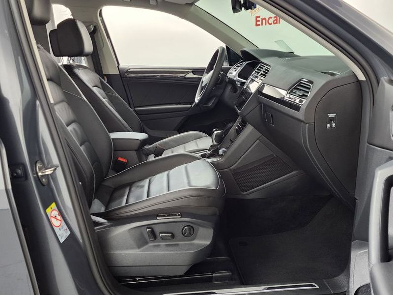 2021 Volkswagen Tiguan 2.0 TDI Prestige photo 11