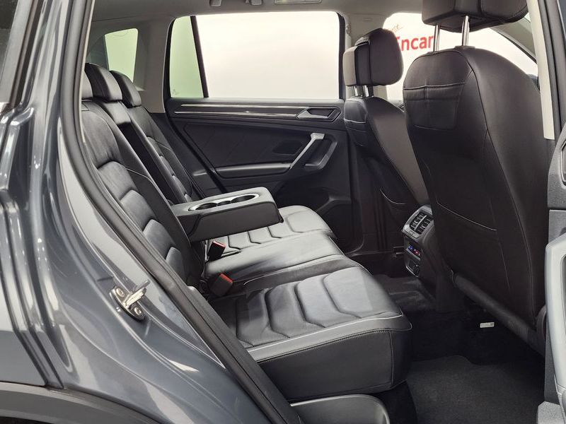 2021 Volkswagen Tiguan 2.0 TDI Prestige photo 12