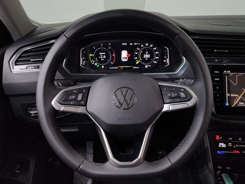 2021 Volkswagen Tiguan 2.0 TDI Prestige photo 13