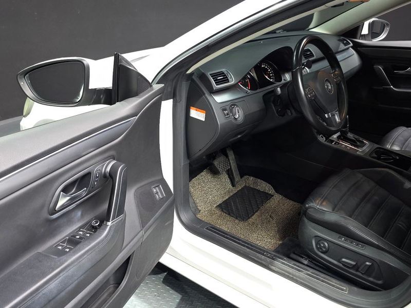 2013 Volkswagen New CC 2.0 TDI BlueMotion photo 10