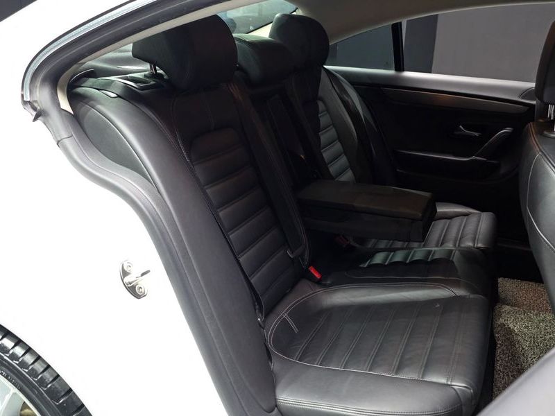 2013 Volkswagen New CC 2.0 TDI BlueMotion photo 12