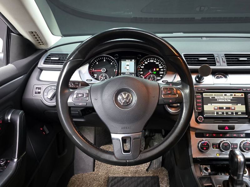 2013 Volkswagen New CC 2.0 TDI BlueMotion photo 13